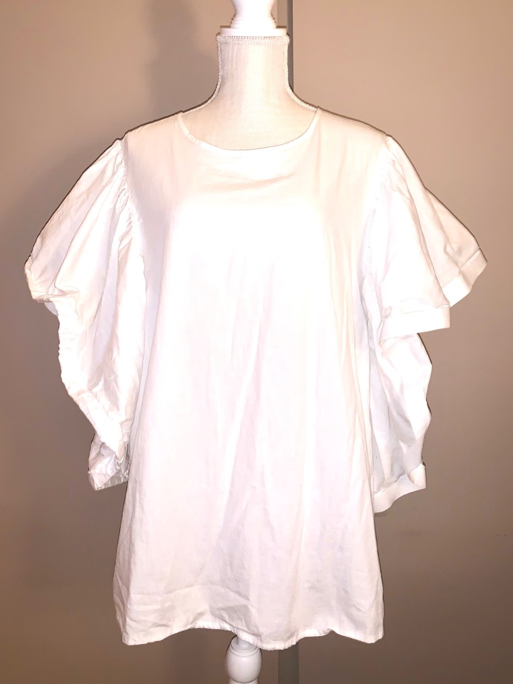 Dice White Ruffle Sleeve Tee